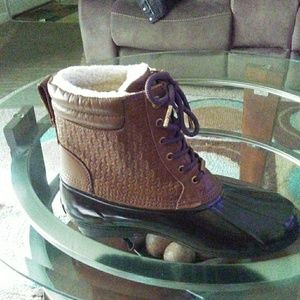 Michael kors duck boots